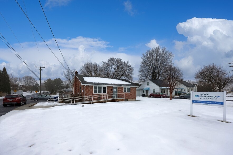 More Photos Of 445 Mountville Dr, Lebanon Office For Sale
