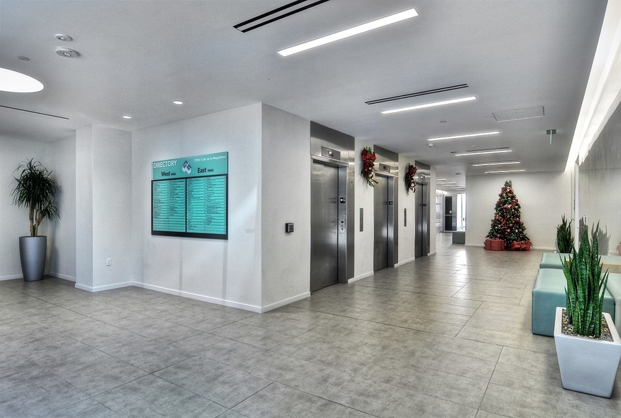 More Photos Of 23961 Calle de la Magdalena, Laguna Hills Medical For Lease