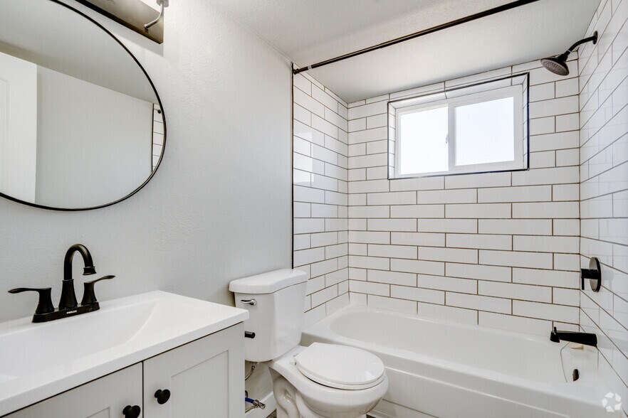 More Photos Of 7121-7141 Samuel Dr, Denver Apartments For Sale