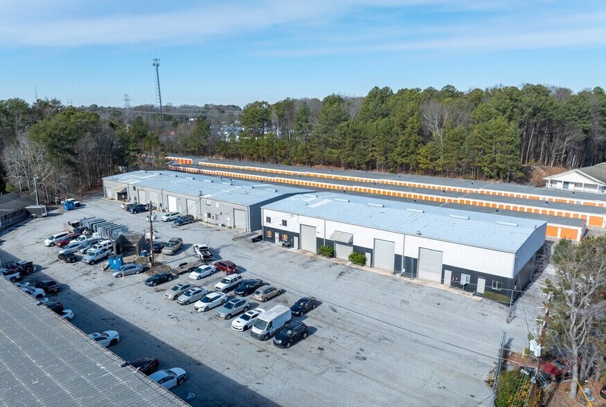 More Photos Of 6275 Highway 85, Riverdale Unknown For Lease