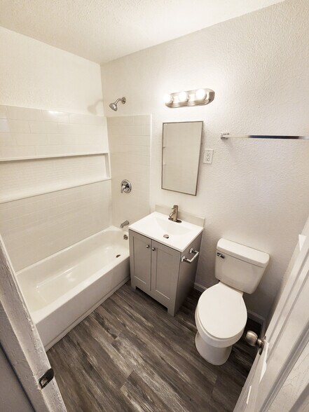 More Photos Of 2117 Donna St, North Las Vegas Apartments For Sale