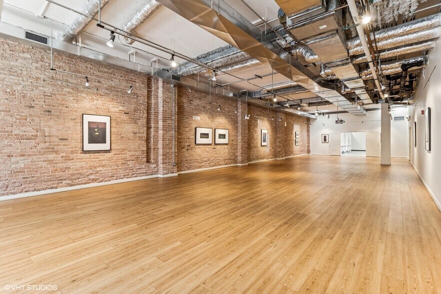 More Photos Of 1923-1925 N Halsted St, Chicago General Retail For Sale