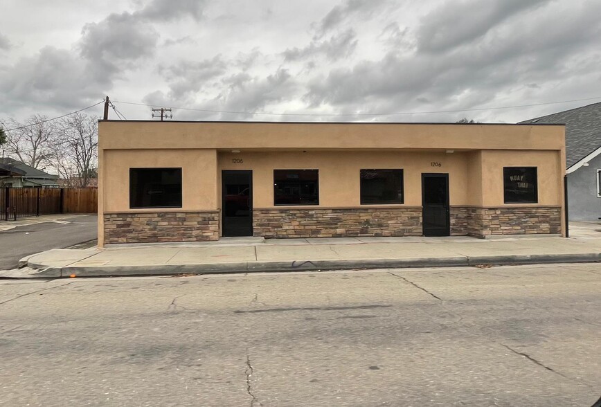 Primary Photo Of 1206 California Ave, Bakersfield Freestanding For Sale