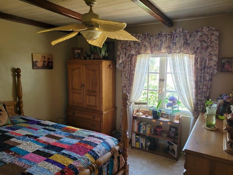 More Photos Of 41614 102nd St E, Palmdale Industrial For Lease