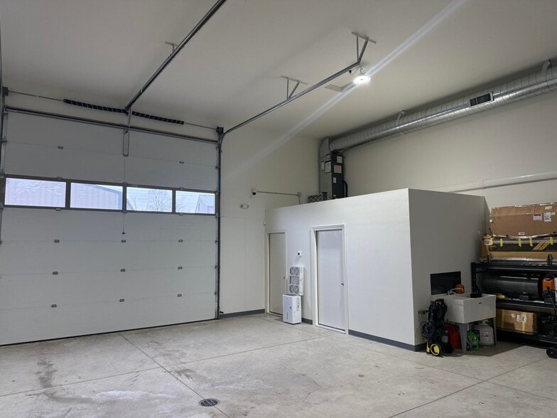 More Photos Of 649 S Park St, Port Washington Industrial For Sale