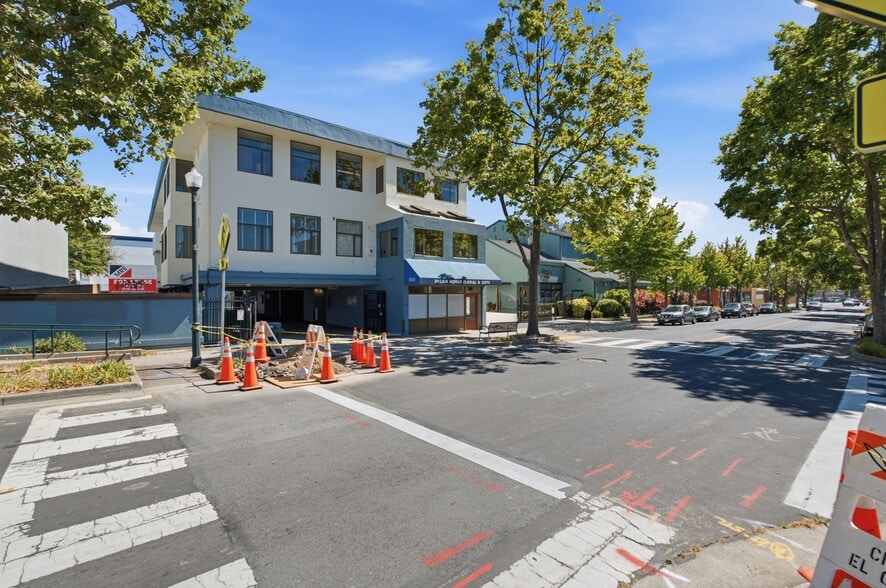 More Photos Of 6500 Fairmount Ave, El Cerrito Storefront Retail Office For Sale
