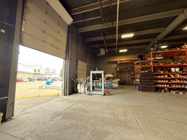 More Photos Of 8241 30th St SE, Calgary Distribution For Lease