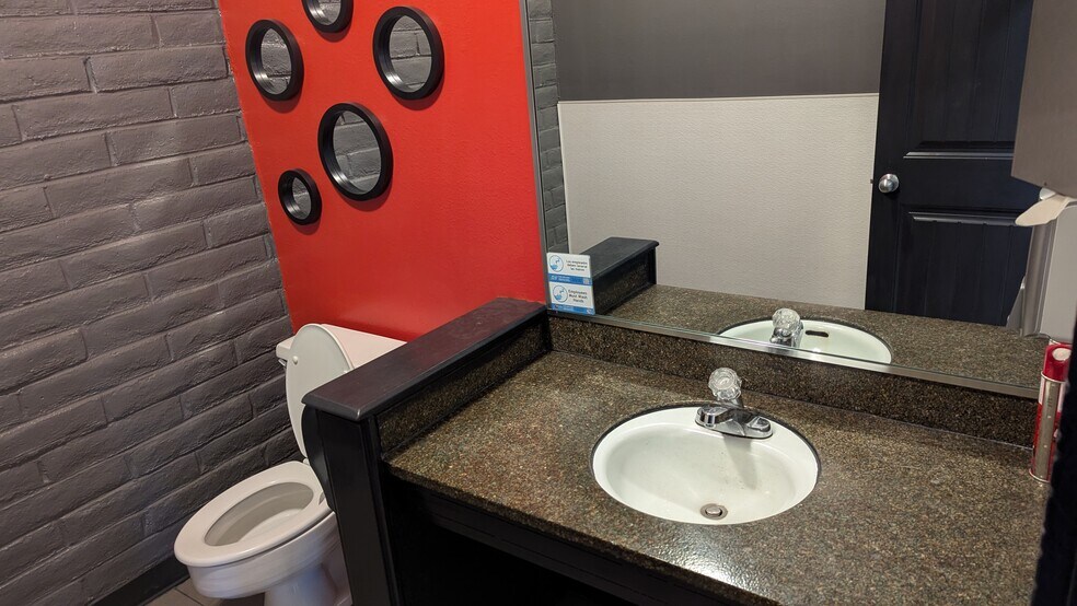 More Photos Of 6324 S College Ave, Fort Collins Restaurant For Lease