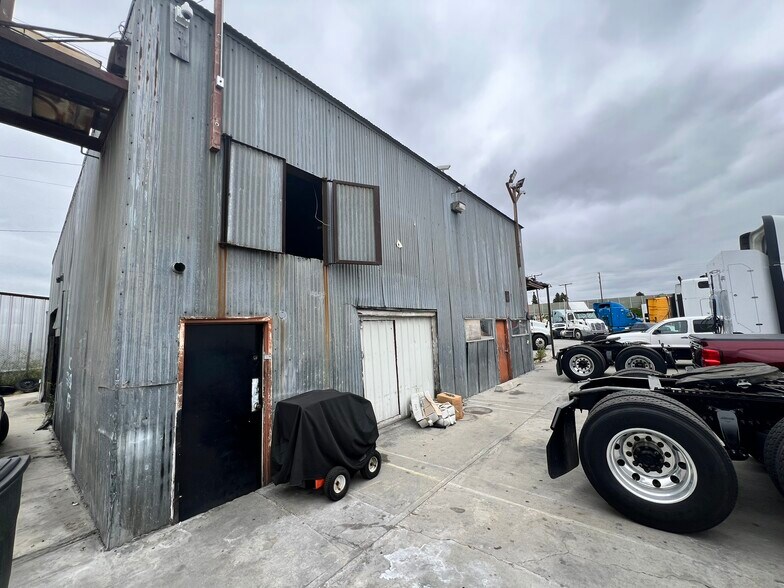 More Photos Of 5630 Cherry Ave, Long Beach Land For Lease