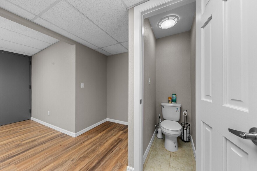 More Photos Of 210 W Dunn Ave, Killeen Office For Sale