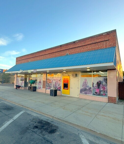 More Photos Of 121 S Main St, Payette Freestanding For Lease