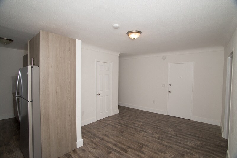 More Photos Of 1995 Bay Dr, Miami Beach Apartments For Sale