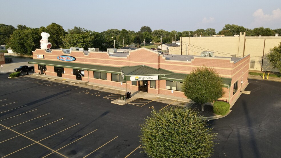 Primary Photo Of 500 N Green St, Henderson Freestanding For Lease