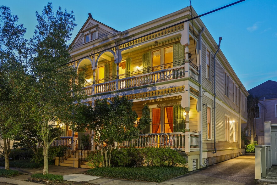 More Photos Of 4117 Perrier St, New Orleans Hotel For Sale
