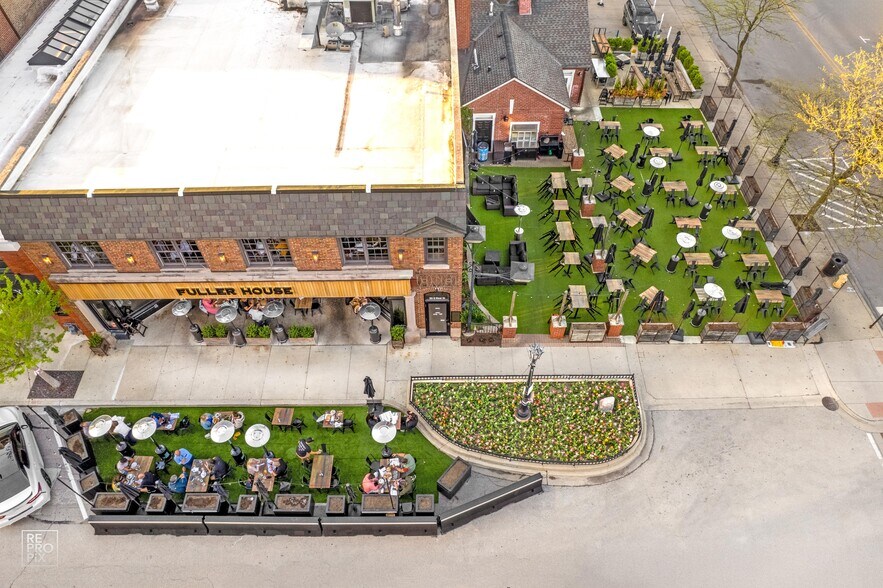 More Photos Of 35 E 1st St, Hinsdale Storefront Retail Office For Sale