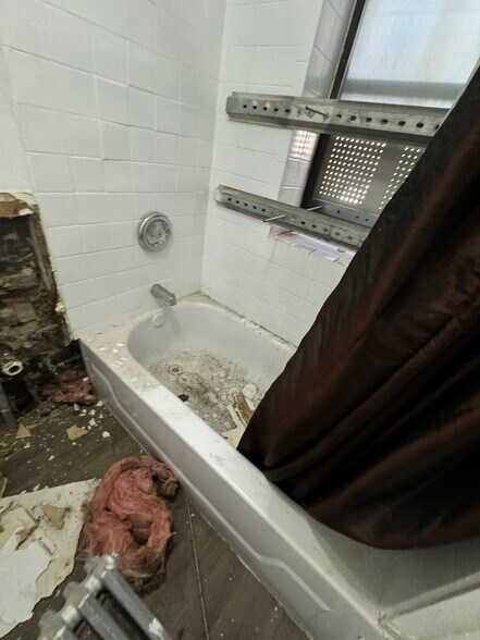 More Photos Of 7456 S Shore Dr, Chicago Apartments For Sale