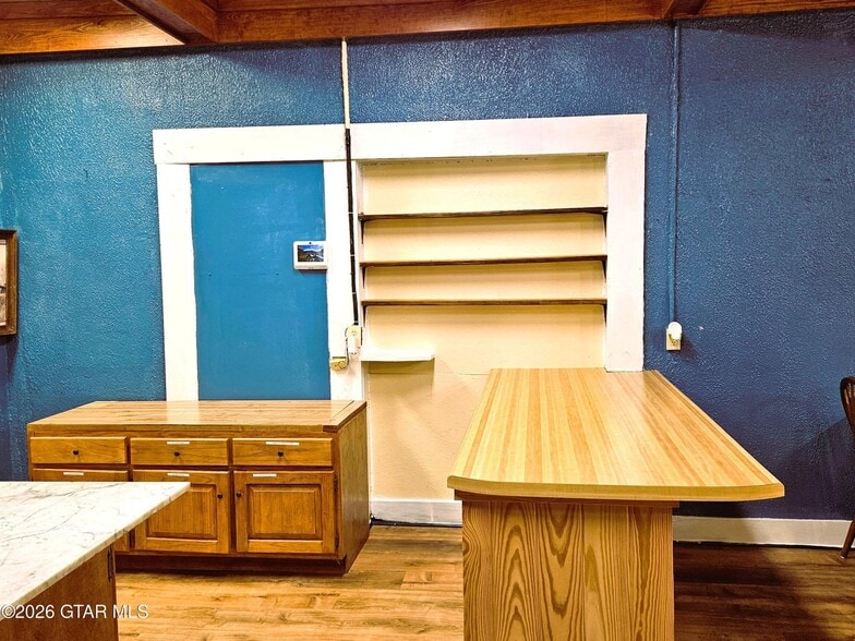 More Photos Of 172 W North St, Macon Restaurant For Sale