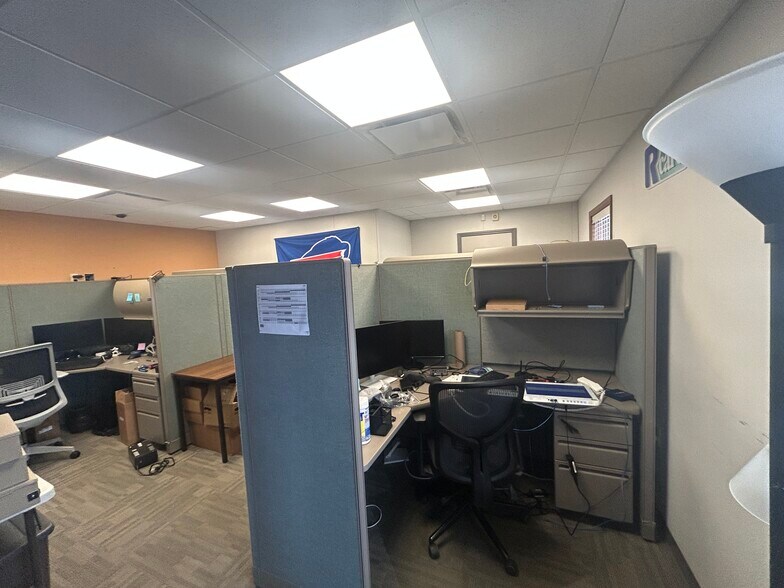 More Photos Of 38 Commercial St, Webster Warehouse For Sale