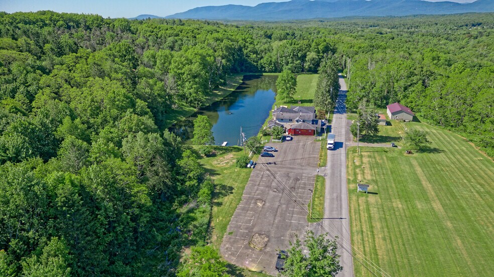 More Photos Of 160 Creamery Rd, Greenville Specialty For Sale