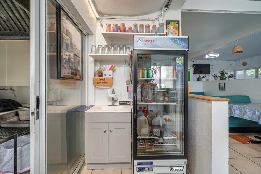 More Photos Of 114 Central Ave, Lake Wales Freestanding For Sale