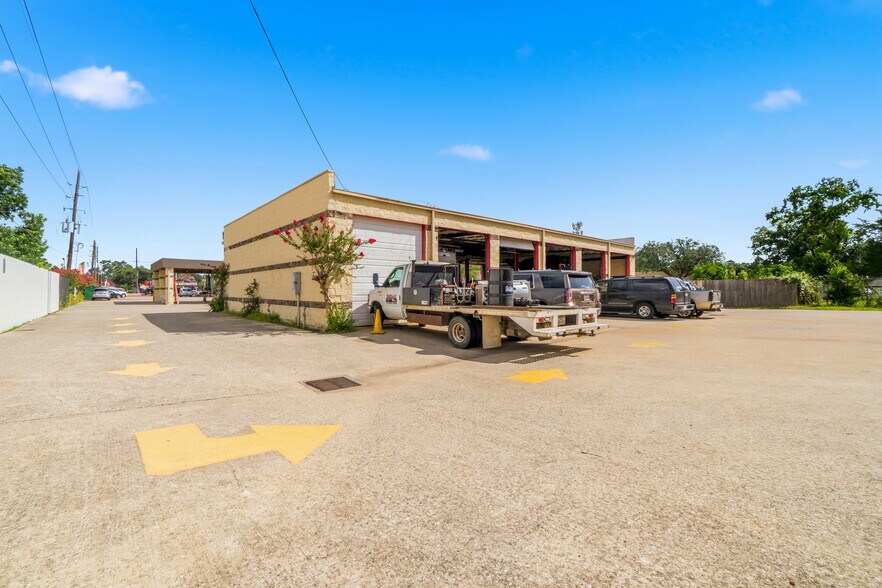 More Photos Of 3211 Fm-1960 Rd, Houston Carwash For Sale