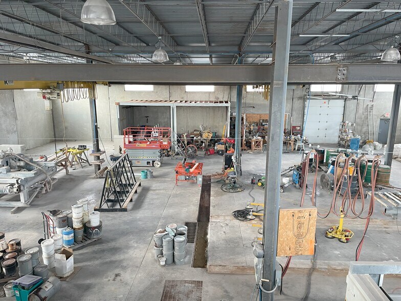 More Photos Of 3801 S 6th St, Lincoln Warehouse For Sale