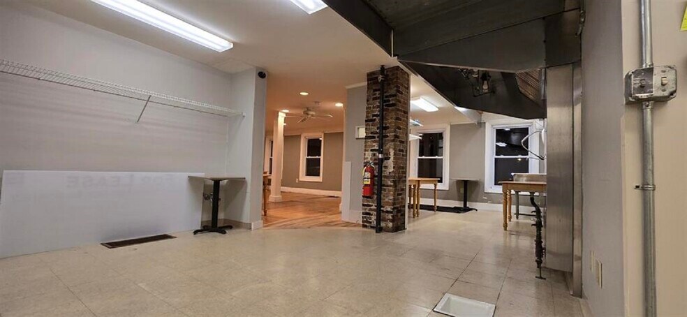 More Photos Of 31 Central Square, Troy Storefront Retail Residential For Lease