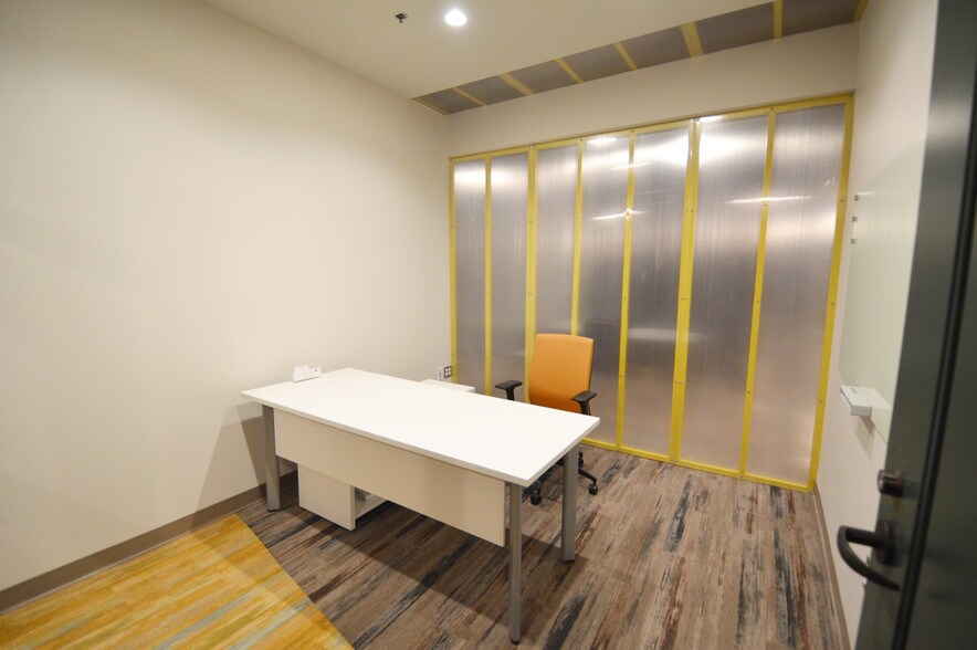 More Photos Of 486 N Patterson Ave, Winston-Salem Office For Lease