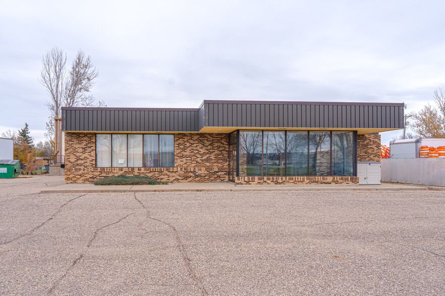 More Photos Of 1100 Basin Ave, Bismarck Flex For Sale