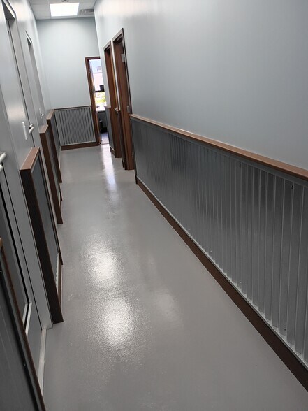 More Photos Of 13214 38th St N, Clearwater Warehouse For Sale