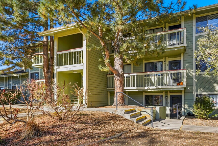 More Photos Of 10635 W 7th Ave, Lakewood Apartments For Sale