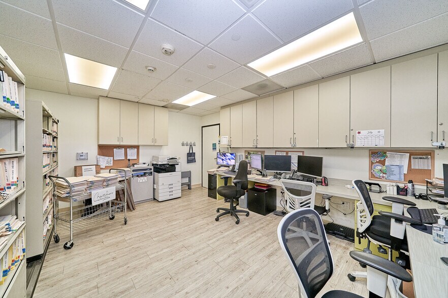 More Photos Of 11444 Washington Blvd, Culver City Medical For Lease