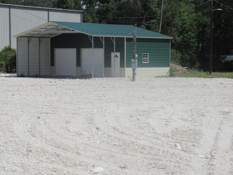 More Photos Of 12211 Carriage Ln, Conroe Land For Lease