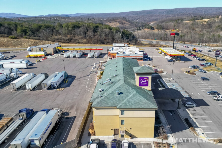 More Photos Of 13320 Ali Ghan Rd NE, Cumberland Hotel For Sale