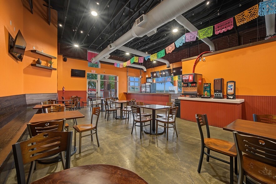 More Photos Of 2290 Rawlings Blvd, Pueblo Freestanding For Lease