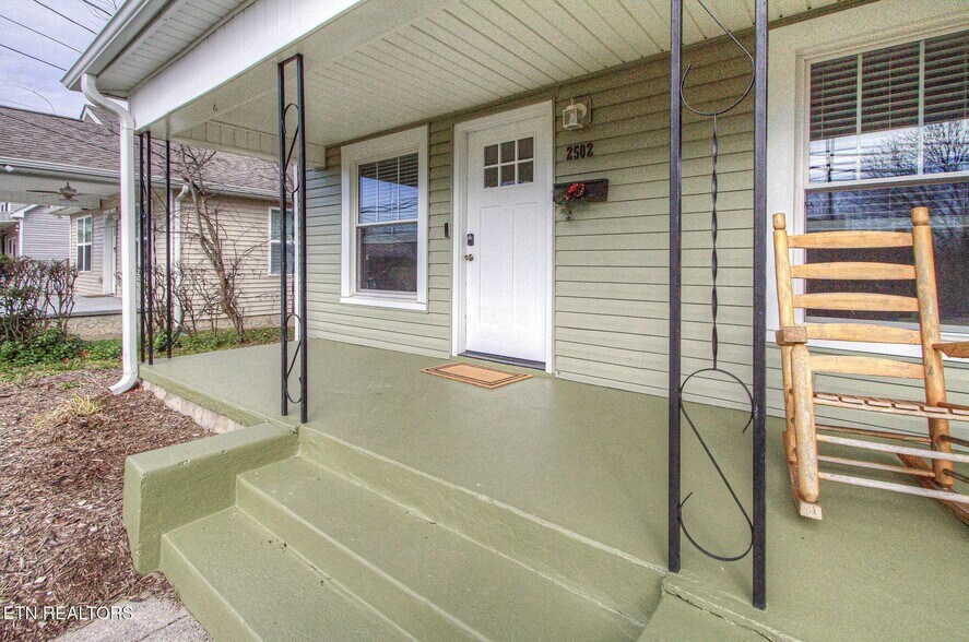 More Photos Of 2502 Harvey St, Knoxville Multifamily For Sale