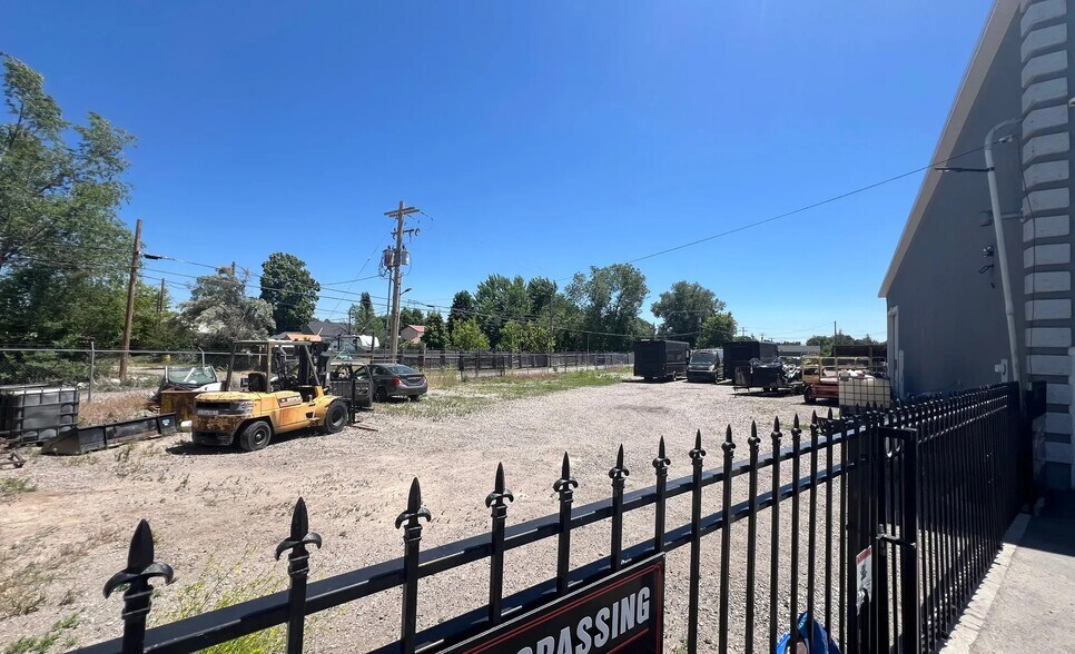 More Photos Of 335 S Emerson Ave, Shelley Warehouse For Sale