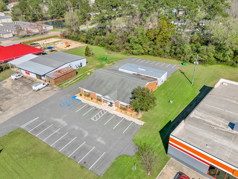 More Photos Of 1501 US Highway 19 S, Leesburg Office For Sale