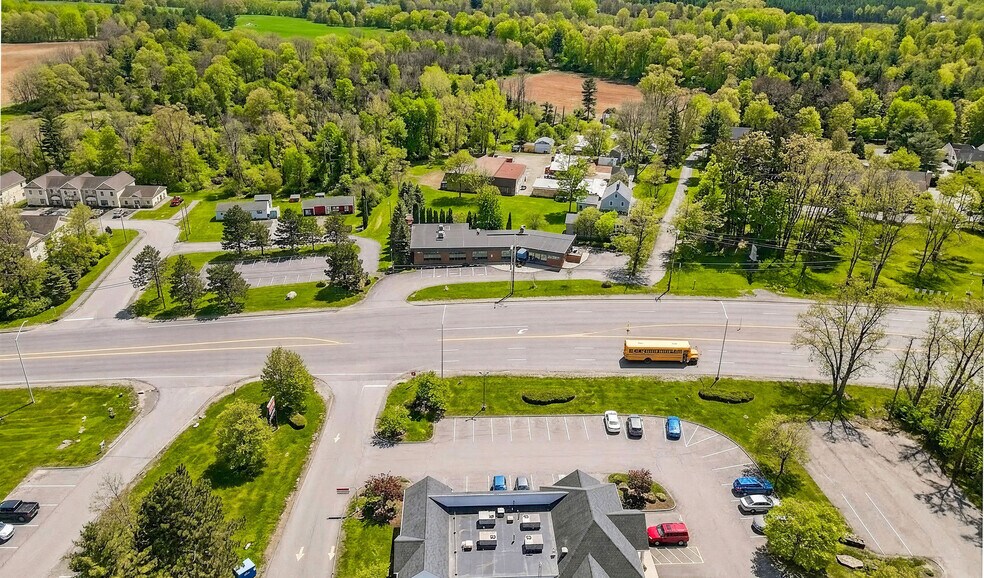 More Photos Of 309 Daniel Webster Hwy, Merrimack Office For Sale