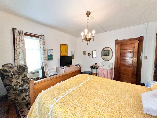 More Photos Of 301 S 3rd St, Raton Hospitality For Sale