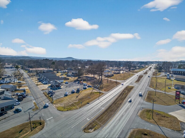 More Photos Of 104 McCullars Ln, Oxford General Retail For Sale