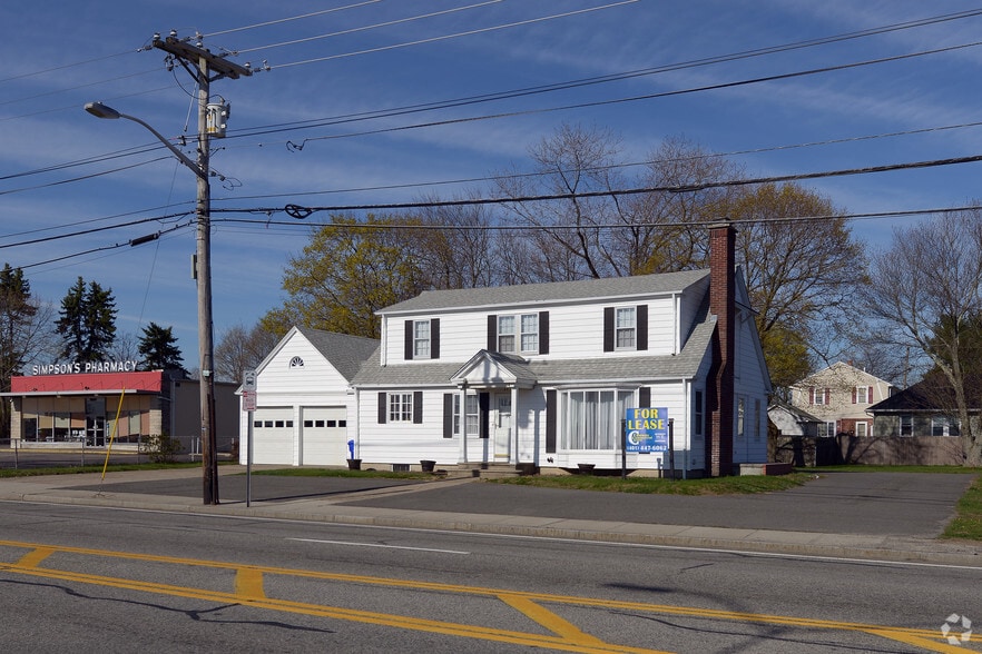 More Photos Of 24 Newport Ave, Pawtucket Office Residential For Sale