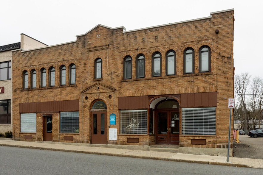 More Photos Of 17-19 Marble Ave, Pleasantville Storefront Retail Office For Sale