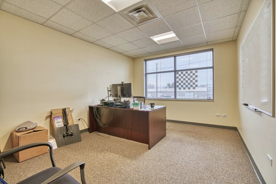 More Photos Of 1110 Boston Ave, Longmont Research And Development For Sale