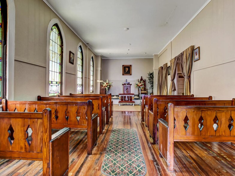 More Photos Of 525 Beaver St, Jacksonville Cemetery Mausoleum For Lease