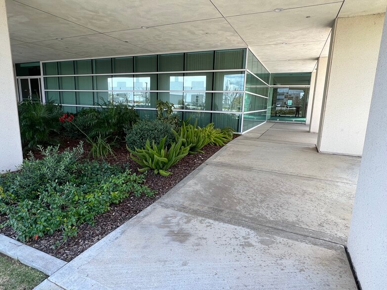 More Photos Of 2674 Westhills Ct, Simi Valley Manufacturing For Lease