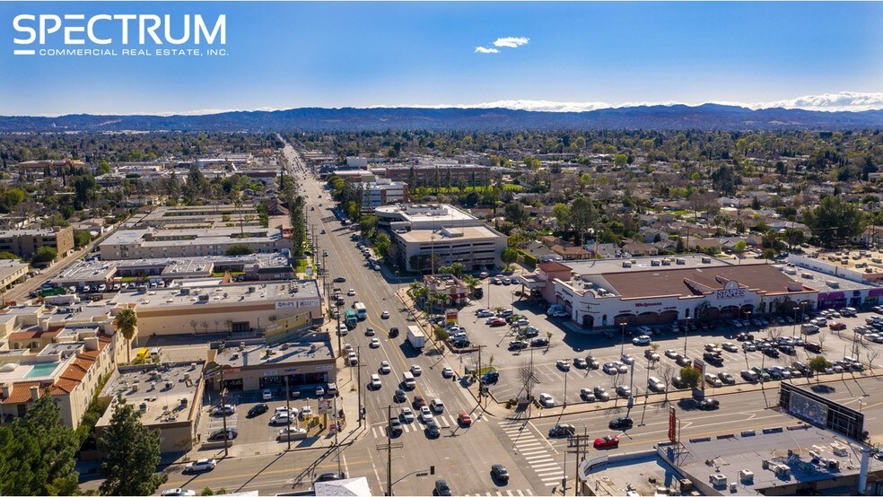 More Photos Of 10670-10690 Balboa Blvd, Granada Hills Storefront For Lease