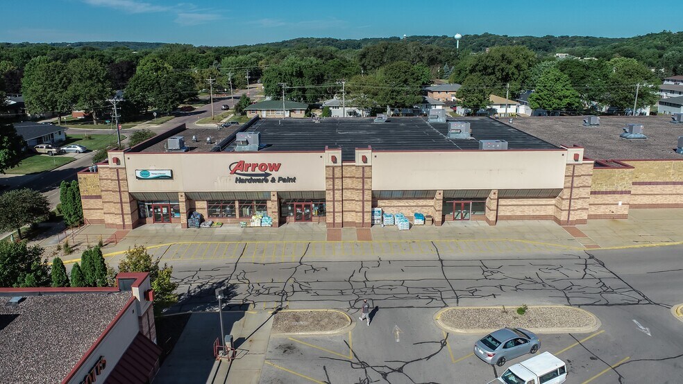 More Photos Of 1201 S Broadway, Rochester Unknown For Lease