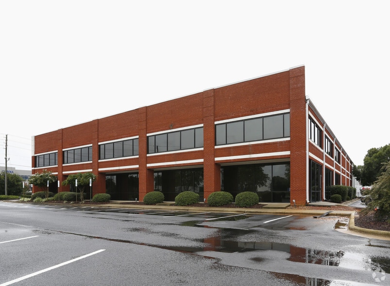 More Photos Of 8325 US 70 Bus Hwy W, Clayton Flex For Lease