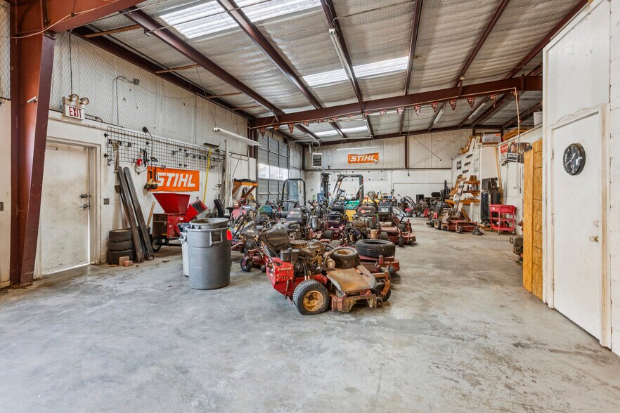 More Photos Of , Marietta Unknown For Sale